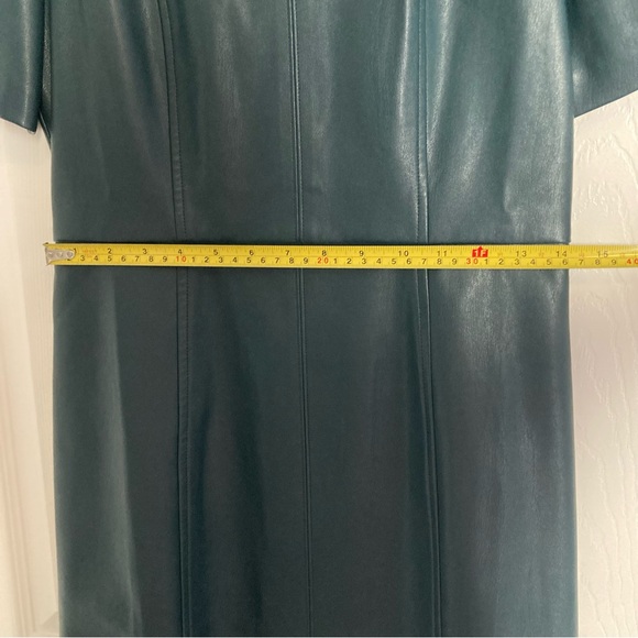Ann Taylor Green Faux Leather Short Sleeve Dress Fall Christmas Holiday Size 4 - Picture 14 of 16